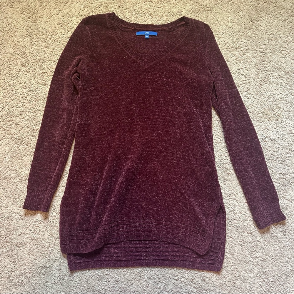 NWOT Apt. 9 Chenille V-Neck Pullover Sweater Burgundy Purple Small